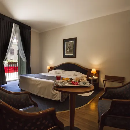 Massimo Plaza Hotel