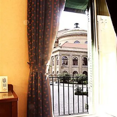 Massimo Plaza 4*