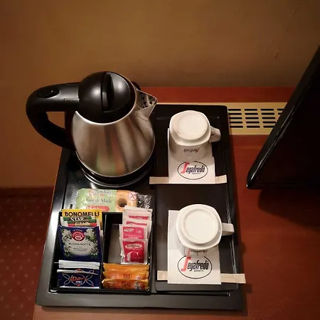 Massimo Plaza Hotel 4*