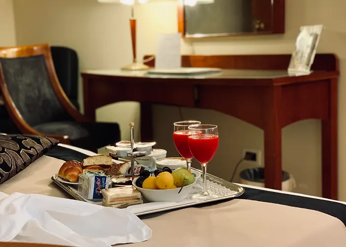 Отель Massimo Plaza Палермо