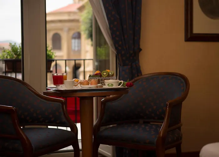 Massimo Plaza Отель