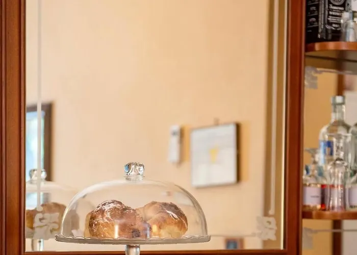 Massimo Plaza Палермо