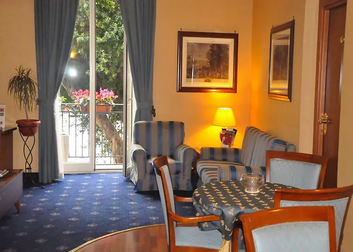 Massimo Plaza Отель Палермо