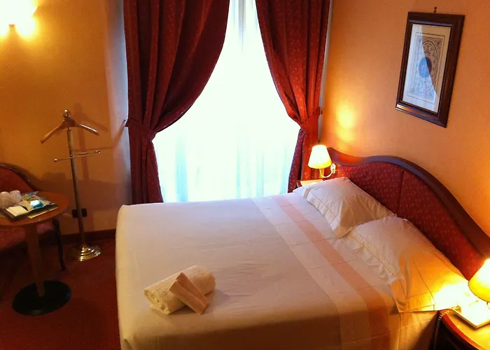 Отель Massimo Plaza Палермо