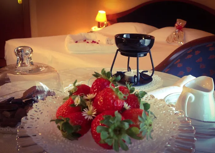 Отель Massimo Plaza