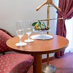 Massimo Plaza Hotel 4*