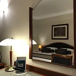 Hotel Massimo Plaza 4*