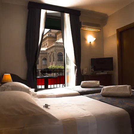 Massimo Plaza Hotel 4*