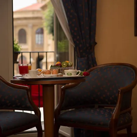 Massimo Plaza Szálloda