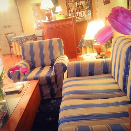 Massimo Plaza Palermo